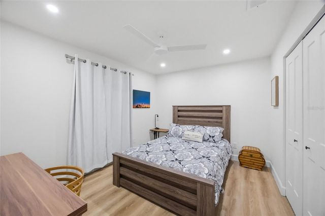 2212 LAKE BAY WAY, Brandon, FL 33511