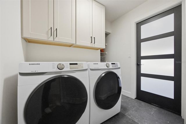 2212 LAKE BAY WAY, Brandon, FL 33511