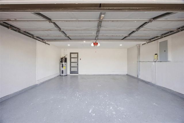 2212 LAKE BAY WAY, Brandon, FL 33511