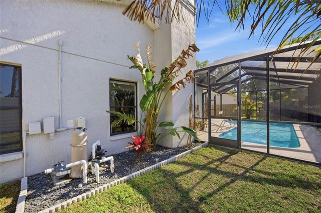 2212 LAKE BAY WAY, Brandon, FL 33511