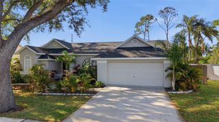 2212 LAKE BAY WAY, Brandon, FL 33511