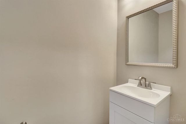 52 Hummingbird Way, Pierce Twp, OH 45102