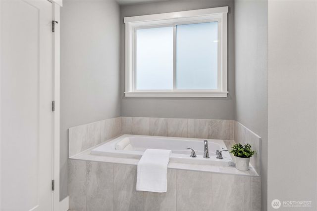 19047 130th Street E, Bonney Lake, WA 98391