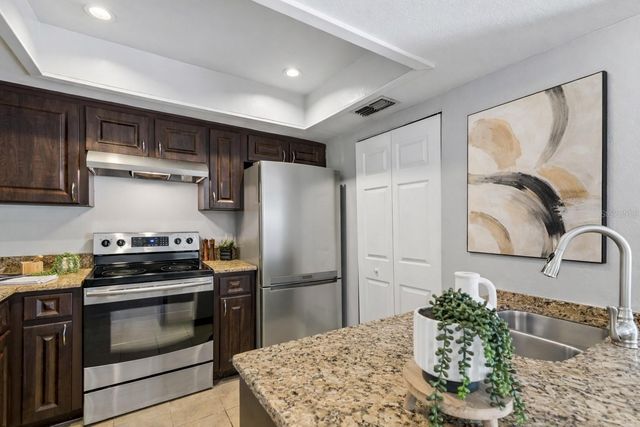 201 S ARRAWANA AVENUE L, Tampa, FL 33609