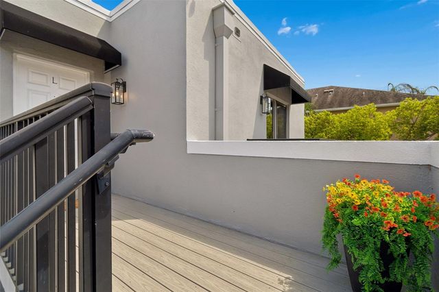 201 S ARRAWANA AVENUE L, Tampa, FL 33609