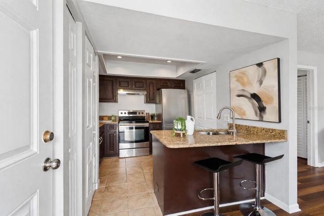 201 S ARRAWANA AVENUE L, Tampa, FL 33609