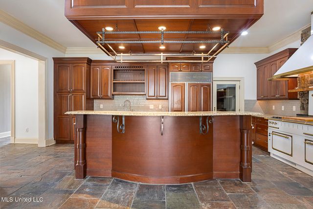 124 Dumaine Place, Madison, MS 39110