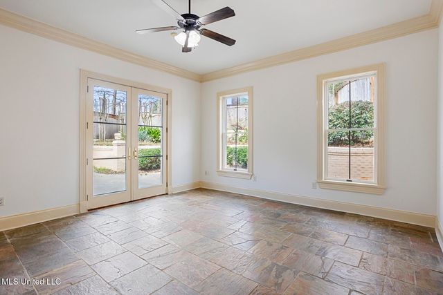 124 Dumaine Place, Madison, MS 39110