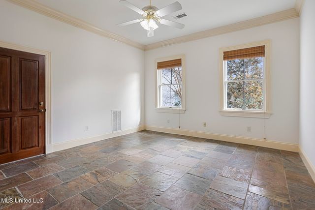 124 Dumaine Place, Madison, MS 39110