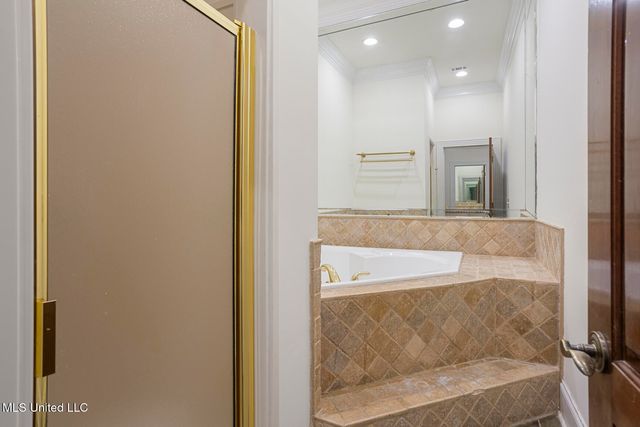 124 Dumaine Place, Madison, MS 39110