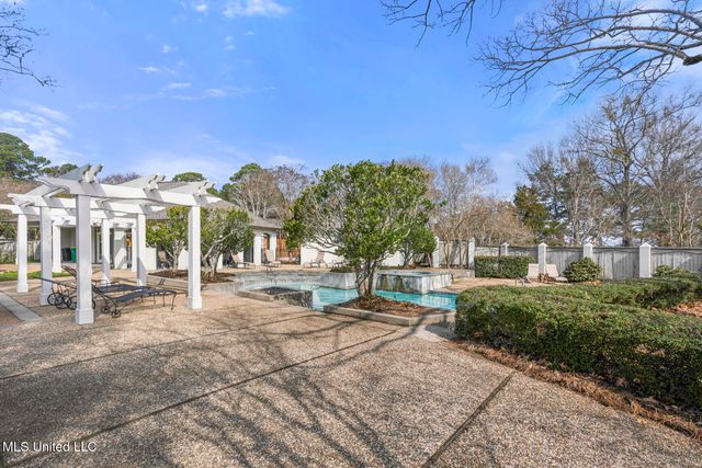 124 Dumaine Place, Madison, MS 39110