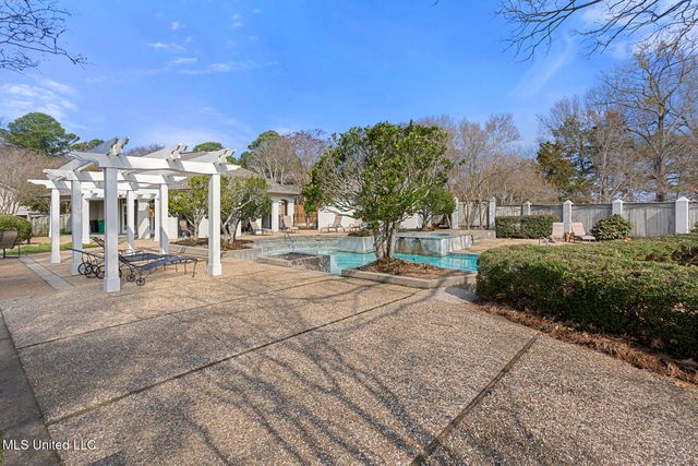 124 Dumaine Place, Madison, MS 39110