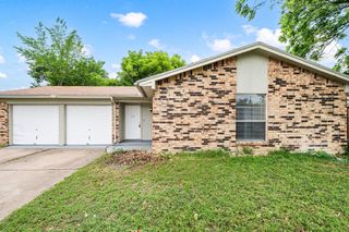 6301 Sunnybrook Drive, Watauga, TX 76148