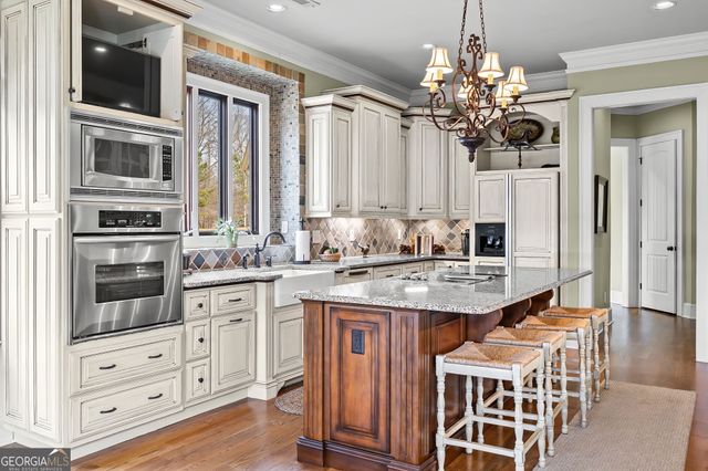 8817 Highway 100, Hogansville, GA 30230