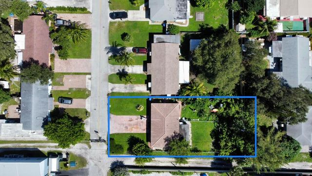 112 Prospect Road, Lantana, FL 33462