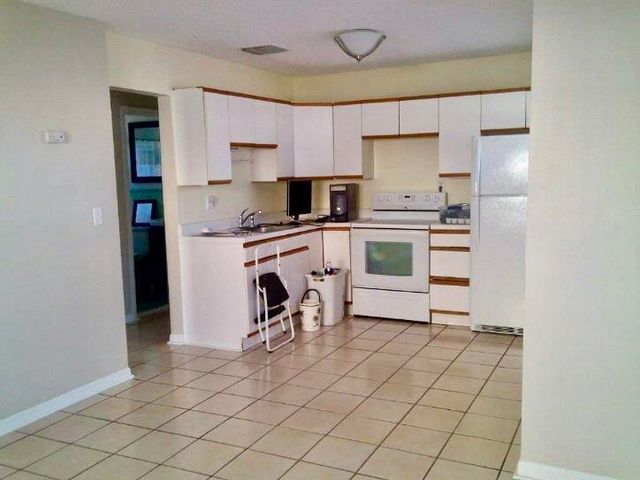 112 Prospect Road, Lantana, FL 33462