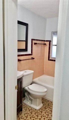 112 Prospect Road, Lantana, FL 33462