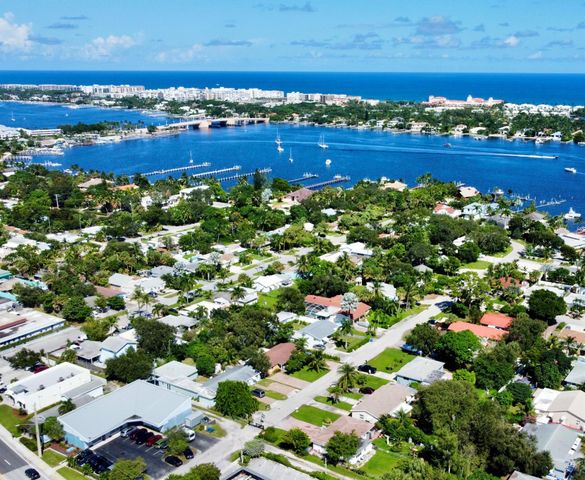 112 Prospect Road, Lantana, FL 33462