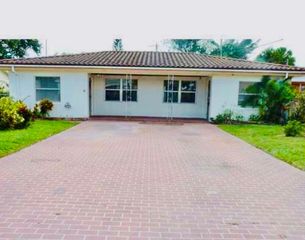 112 Prospect Road, Lantana, FL 33462