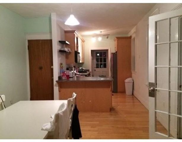 37 Park Vale 4, Boston, MA 02134