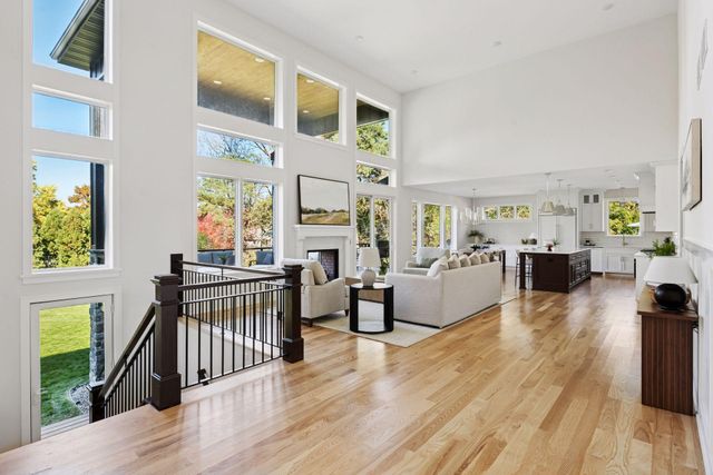 631 Callahan Place, Mendota Heights, MN 55118