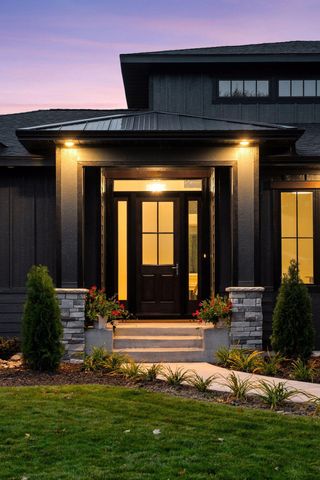 631 Callahan Place, Mendota Heights, MN 55118