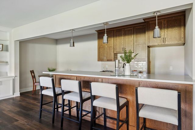 631 Callahan Place, Mendota Heights, MN 55118