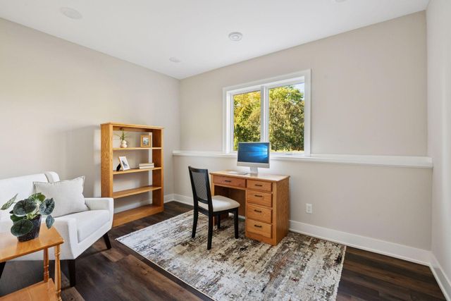 631 Callahan Place, Mendota Heights, MN 55118