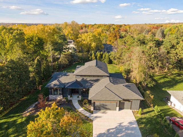 631 Callahan Place, Mendota Heights, MN 55118