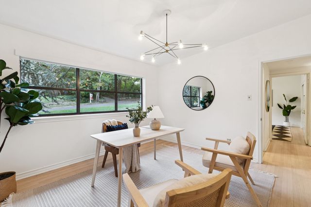 2849 Claudette Avenue, Dallas, TX 75211