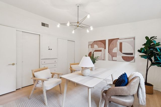 2849 Claudette Avenue, Dallas, TX 75211