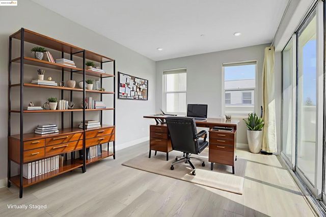 210 Waters Park Cir 304, San Mateo, CA 94403