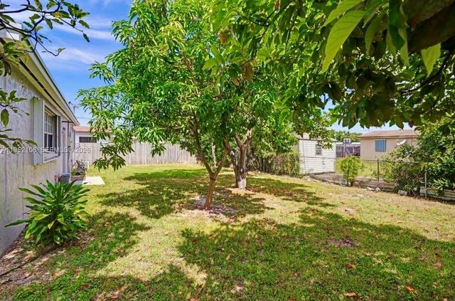 10451 SW 150th Terrace, Miami, FL 33176