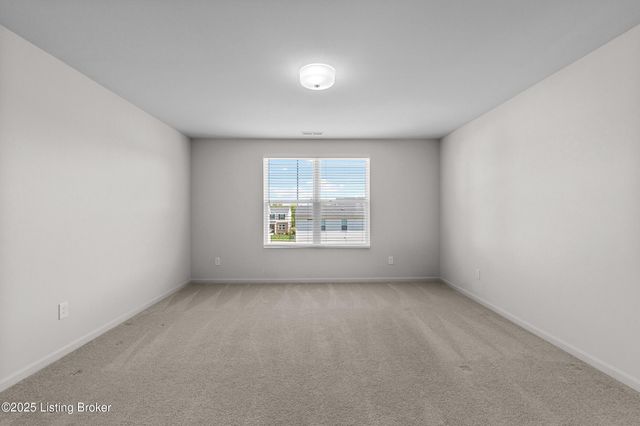 5003 Aiken Back Ln, La Grange, KY 40031