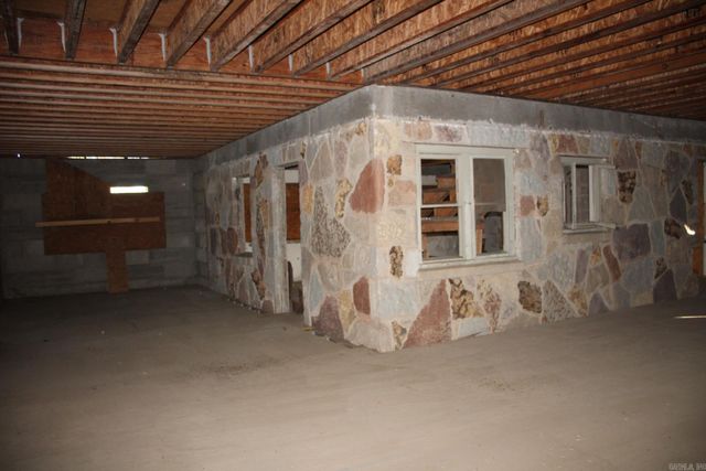315 W 4th Street, Yellville, AR 72687