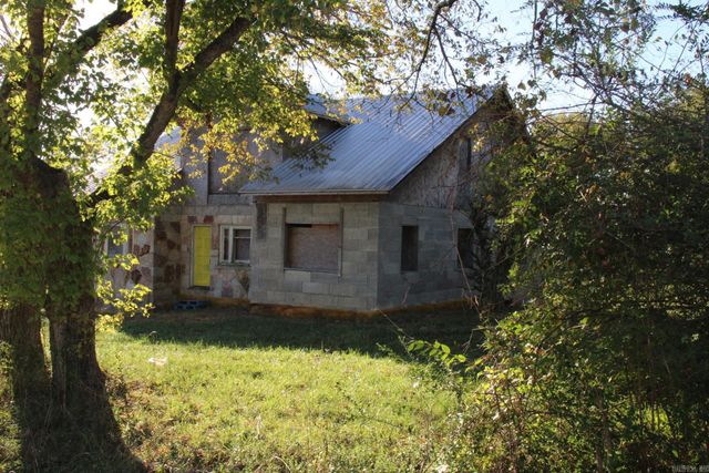 315 W 4th Street, Yellville, AR 72687