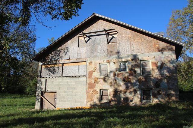 315 W 4th Street, Yellville, AR 72687