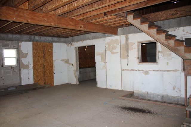 315 W 4th Street, Yellville, AR 72687