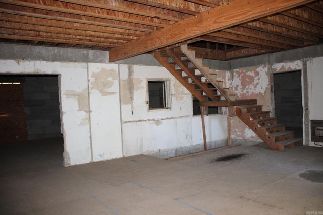315 W 4th Street, Yellville, AR 72687