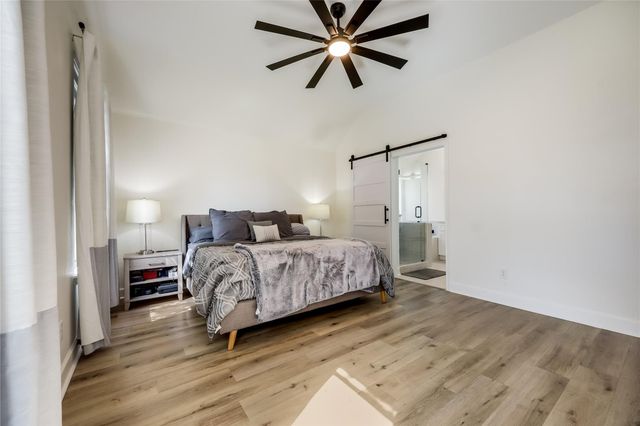 604 Pebblestone Walk DR, Cedar Park, TX 78613