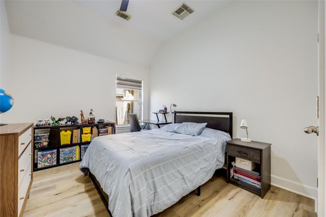 604 Pebblestone Walk DR, Cedar Park, TX 78613