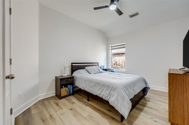 604 Pebblestone Walk DR, Cedar Park, TX 78613