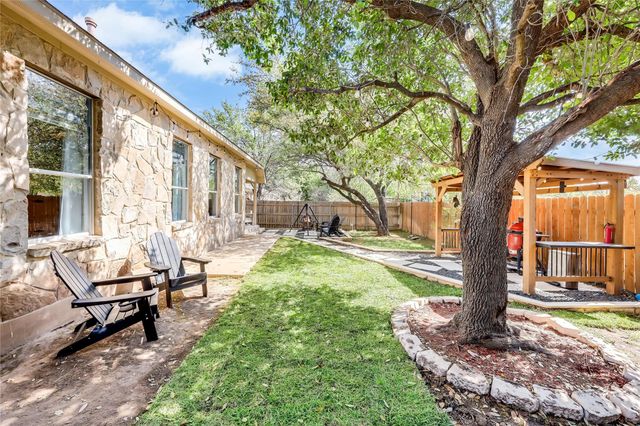 604 Pebblestone Walk DR, Cedar Park, TX 78613