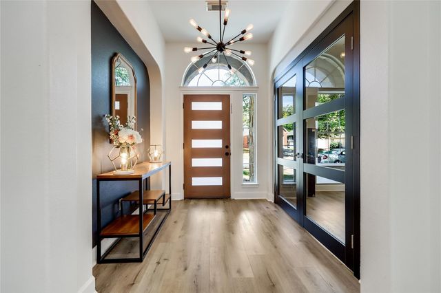 604 Pebblestone Walk DR, Cedar Park, TX 78613