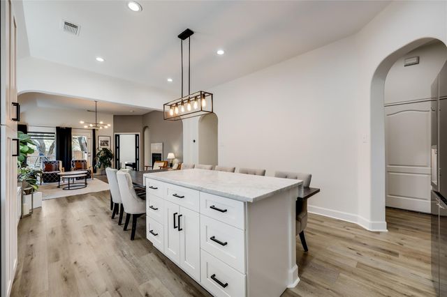 604 Pebblestone Walk DR, Cedar Park, TX 78613