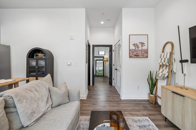 1280 3rd Ave, S, Nashville, TN 37210