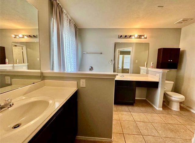 8515 Gander Bayshore Lane, Houston, TX 77040