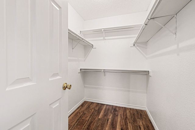 2829 Panorama Drive, Carrollton, TX 75007