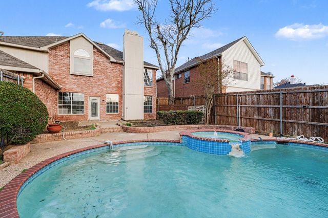 2829 Panorama Drive, Carrollton, TX 75007