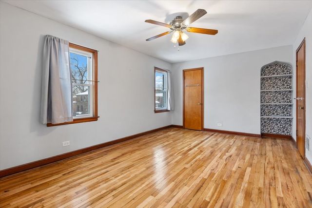 9108 S Utica Avenue, Evergreen Park, IL 60805